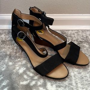Franco Sarto Women's Black Brown Wedge Sandal size 9